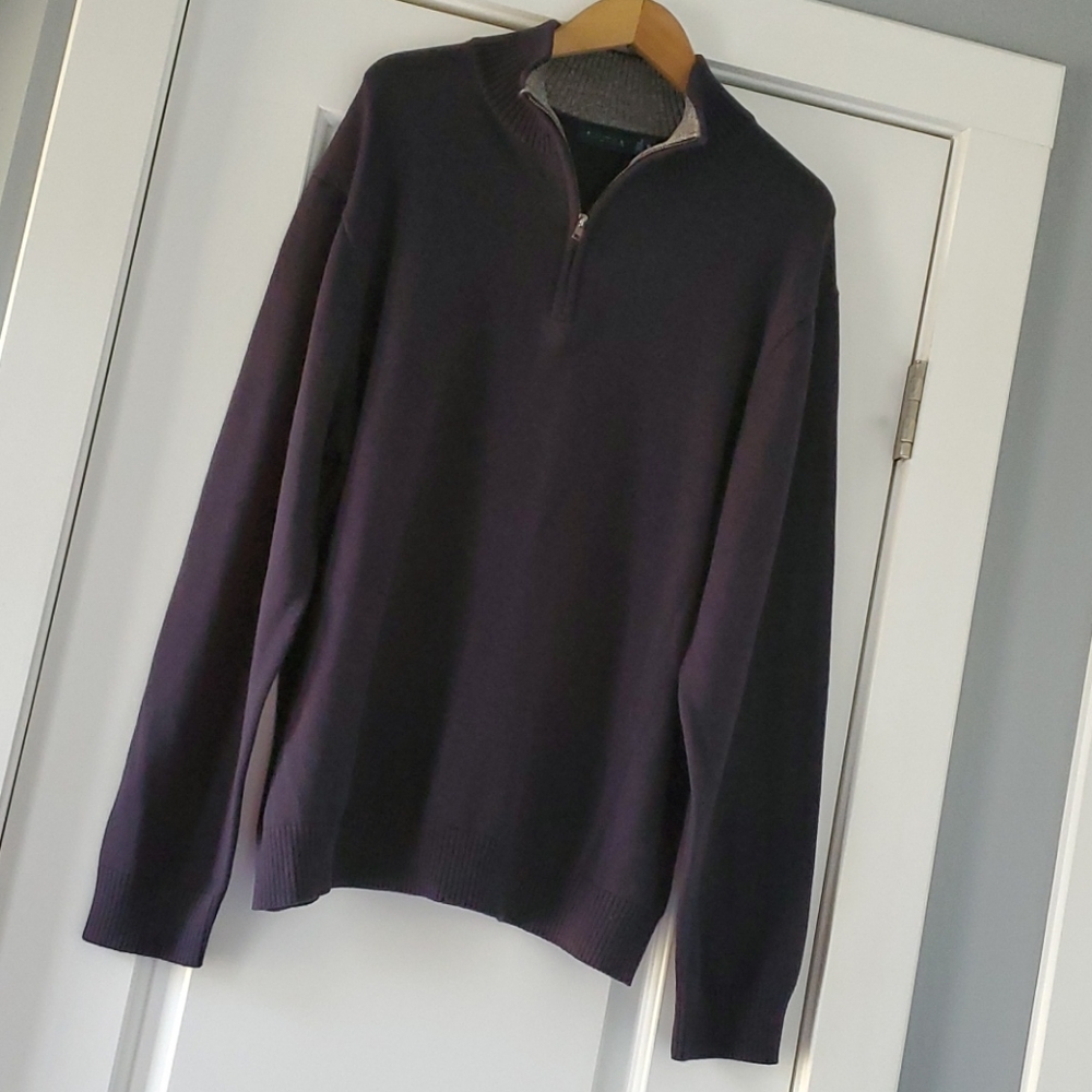 NWOT...Nautica Navy Blue half zip sweater!